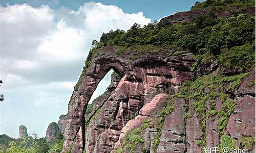 龙虎山旅游攻略一日游团购_龙虎山旅游景点攻略