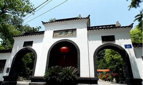 南京清凉山公园奇石市场,南京清凉山公园奇石