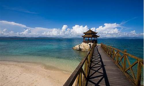 海南三亚旅游攻略必玩的景点,海南旅游景点三亚