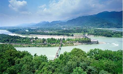 都江堰在哪里住宿好-都江堰旅游攻略住宿哪里方便吗